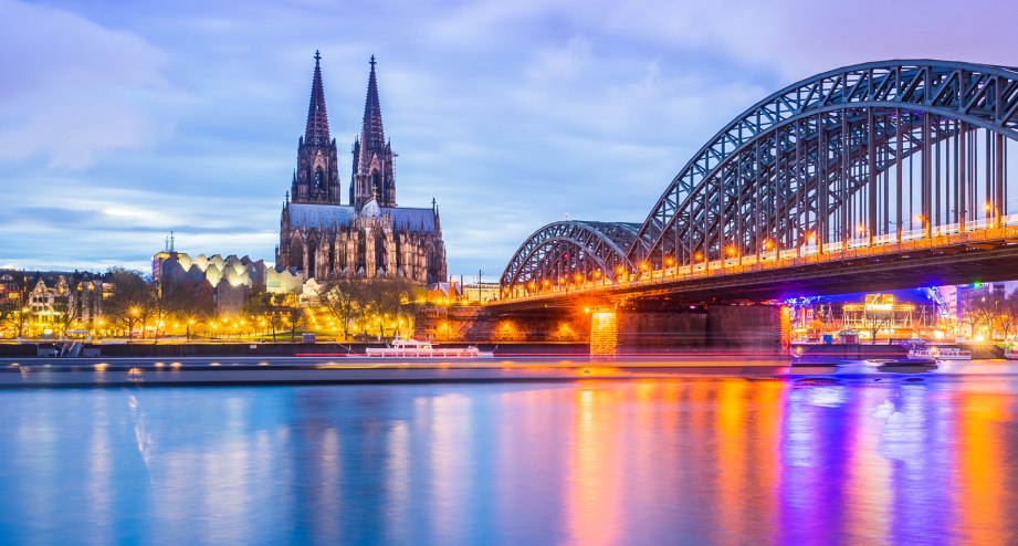 Blick auf Köln - BAHNHIT.DE, © getty, Foto: orpheus26