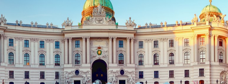 Quicksearch-Bahnhit-Wien-Sommer-Hofburg, © GettyImages, TomasSereda