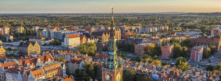 Krakau City Sonnenuntergang, © Getty Images, Westend61 / Artur Bogacki