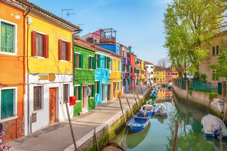 Venedig bunte Häuser, © Getty Images Sergey Dzyuba