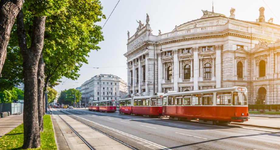 Gallerie-Wien-CableCar, © GettyImages, JR Photograph