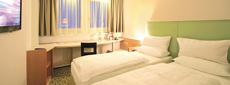 ibis Hotel Dresden Doppelzimmer - BAHNHIT.DE, © ibis Hotels Dresden