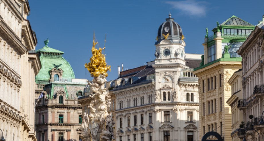 Gallerie-Wien-Fassaden-Brunnen, © GettyImages, Jorg Greuel